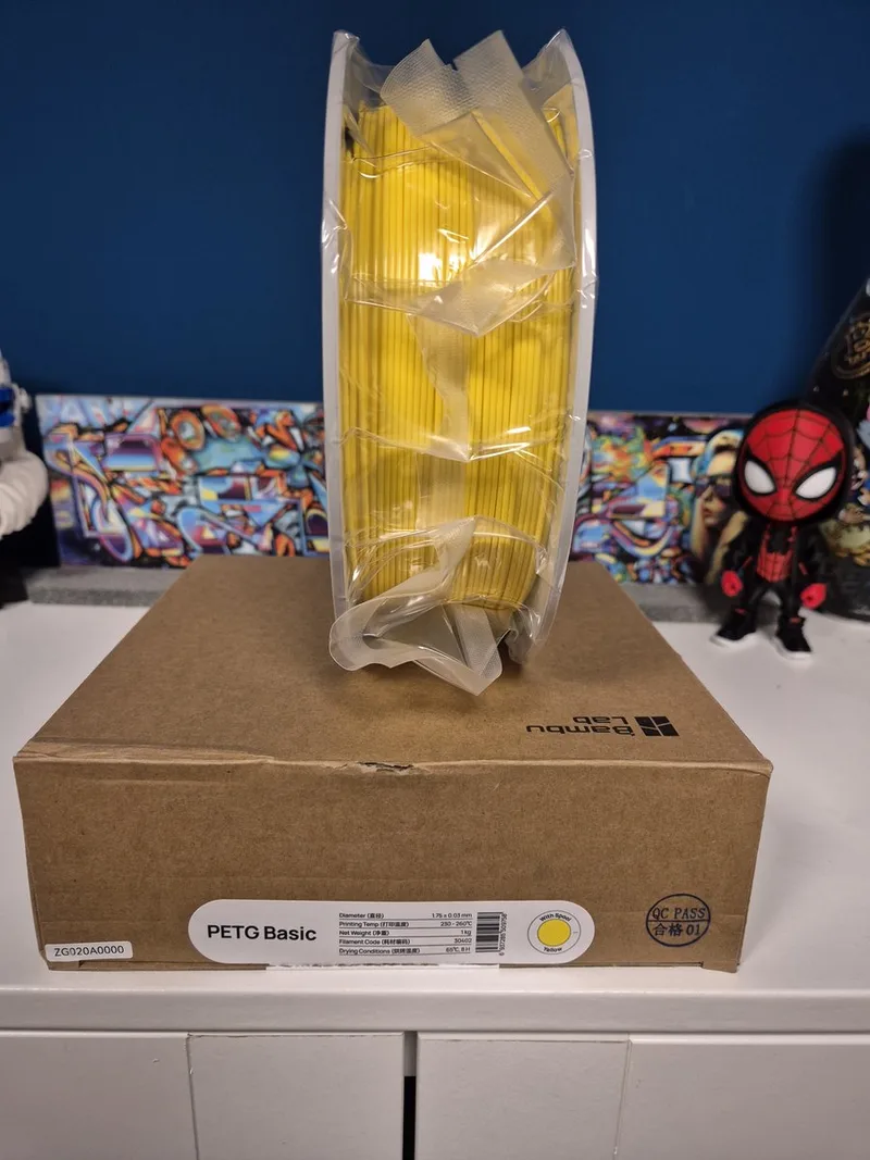PETG Basic 3D Printer Filament - 1.75mm - 1kg - Yellow - Incl. Spool van Bambu Lab in Geel – productfoto